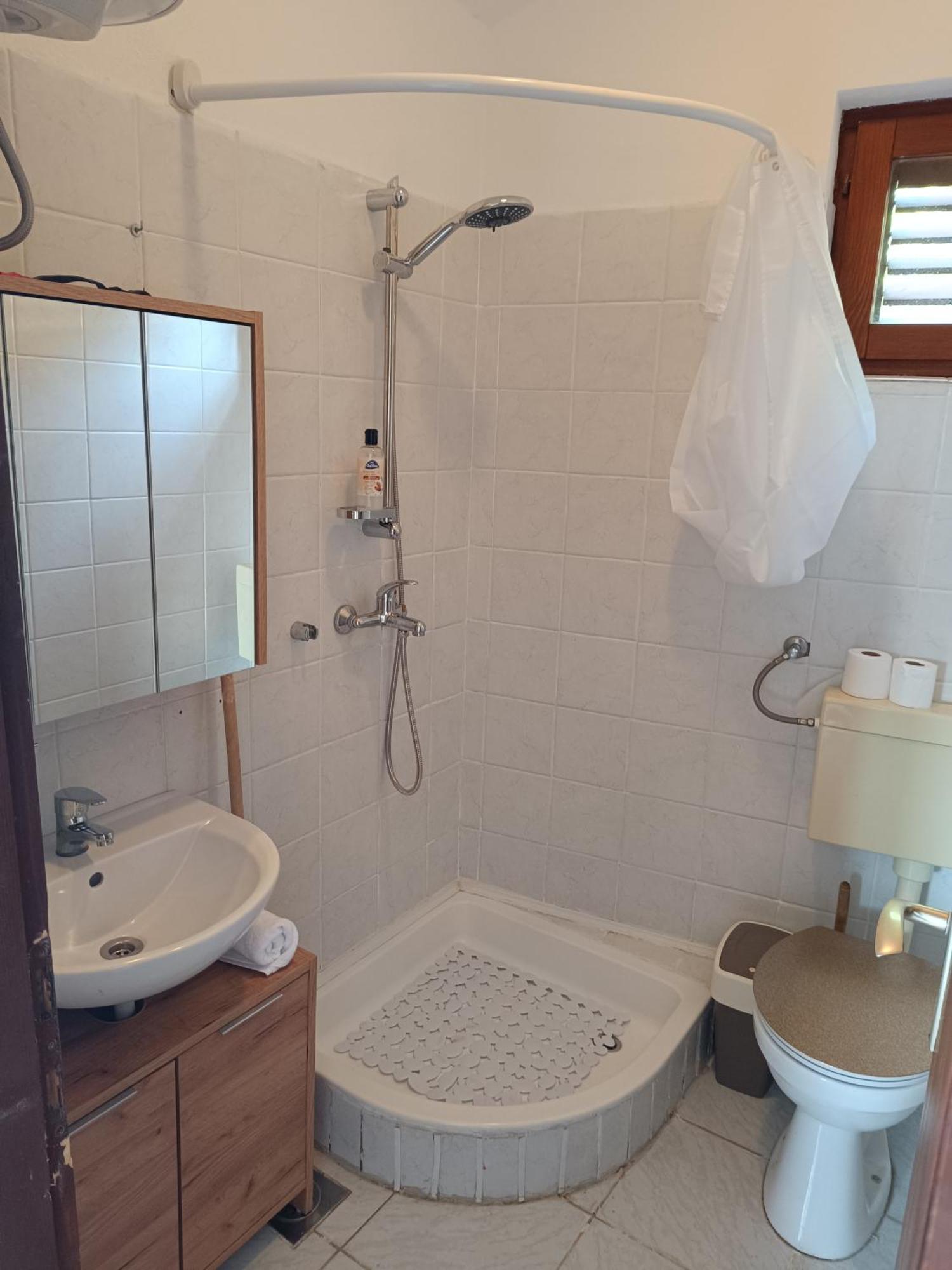 Studio Apartmani Tucic Celina Ngoại thất bức ảnh